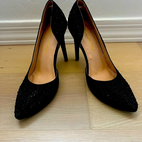 Opulent Black Rhinestone Pumps - Picture 4 of 4